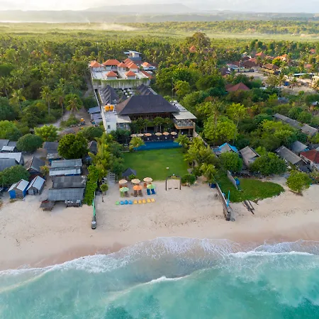 D\'Nusa Beach Club And Resort