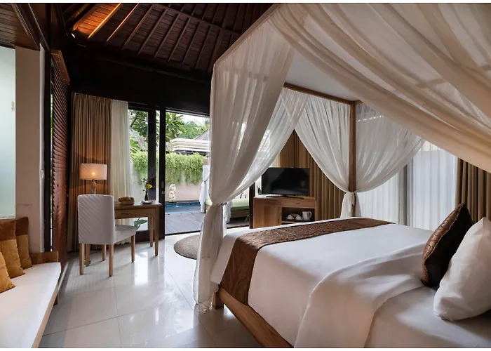 D'nusa Club And Hotel 4*