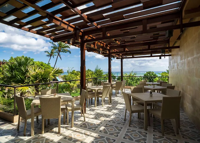 Hotel D'nusa Club And 4*