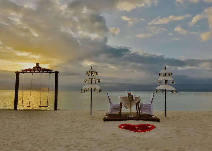 D'nusa Club And