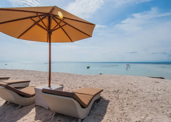 D'nusa Club And Hotel
